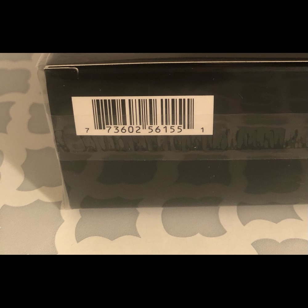 Mac Travel Exclusive Mini Lipsticks- BOLD - Picture 3 of 4